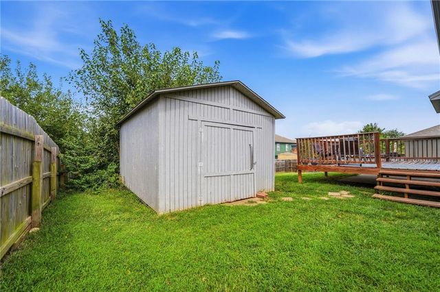 16912 Summit Drive, Belton, MO 64012