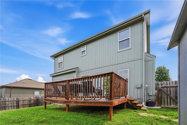 16912 Summit Drive, Belton, MO 64012