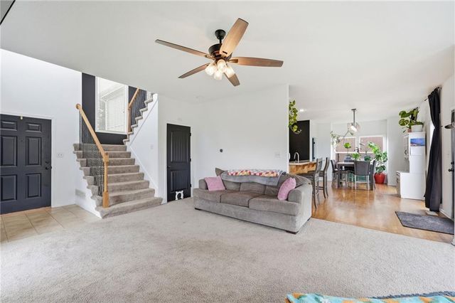 16912 Summit Drive, Belton, MO 64012
