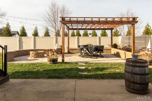 1151 Illiniwek Drive, Mascoutah, IL 62258