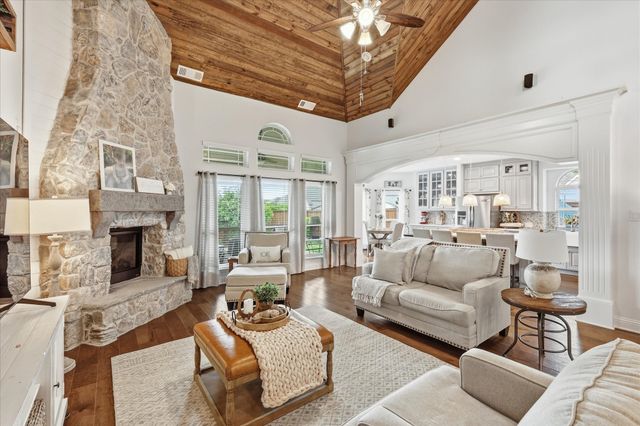 2106 Venice Drive, Corinth, TX 76210