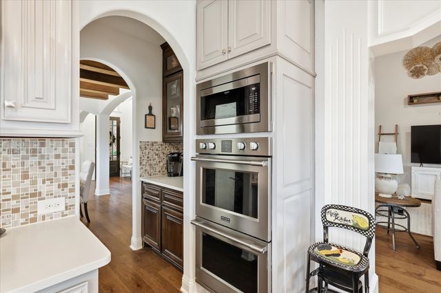 2106 Venice Drive, Corinth, TX 76210