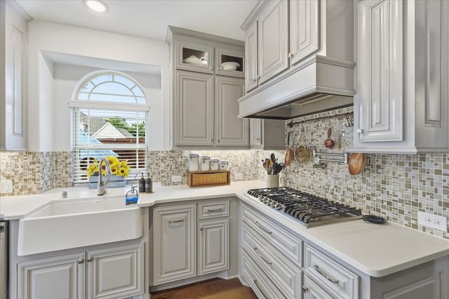 2106 Venice Drive, Corinth, TX 76210