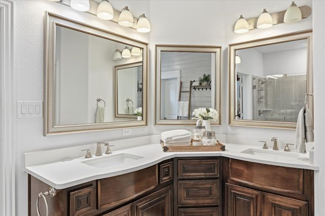 2106 Venice Drive, Corinth, TX 76210