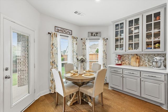 2106 Venice Drive, Corinth, TX 76210