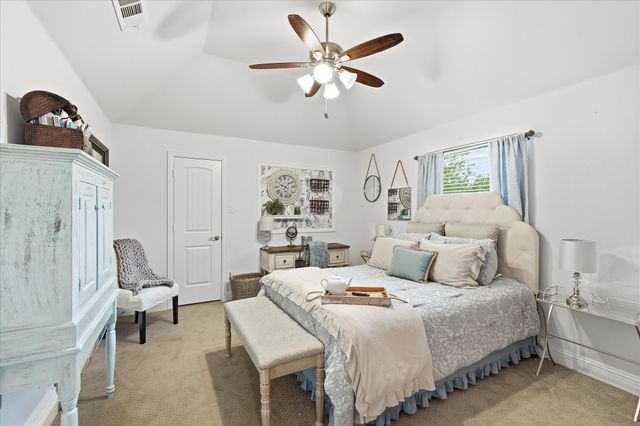 2106 Venice Drive, Corinth, TX 76210