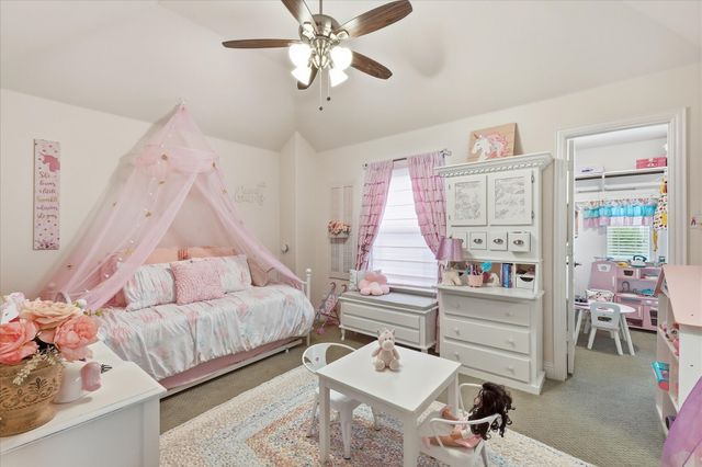 2106 Venice Drive, Corinth, TX 76210