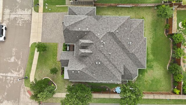 2106 Venice Drive, Corinth, TX 76210