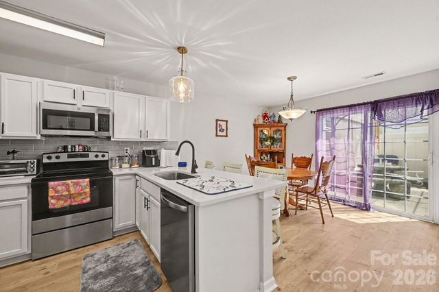 219 Edinburgh Court, Mount Holly, NC 28120