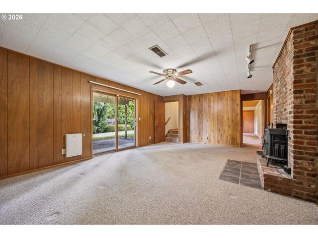 9285 Sw WHITFORD Ln, Portland, OR 97223