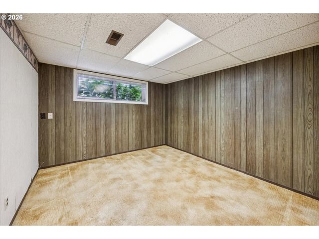 9285 Sw WHITFORD Ln, Portland, OR 97223