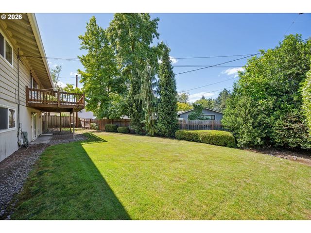 9285 Sw WHITFORD Ln, Portland, OR 97223