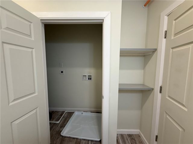 327 Pine Street 4018, Pawtucket, RI 02860