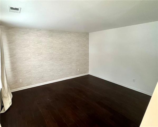 3340 Vineland SW Drive, Marietta, GA 30008