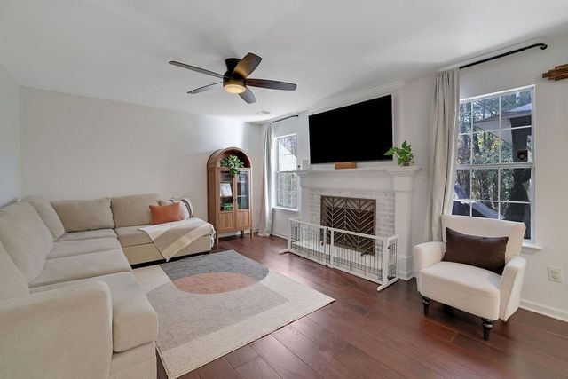 3340 Vineland SW Drive, Marietta, GA 30008