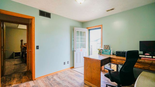 1523 24TH Avenue, Council Bluffs, IA 51501