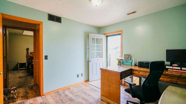 1523 24TH Avenue, Council Bluffs, IA 51501