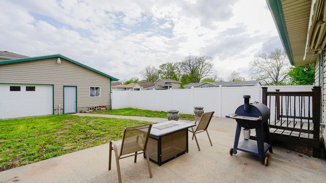 1523 24TH Avenue, Council Bluffs, IA 51501