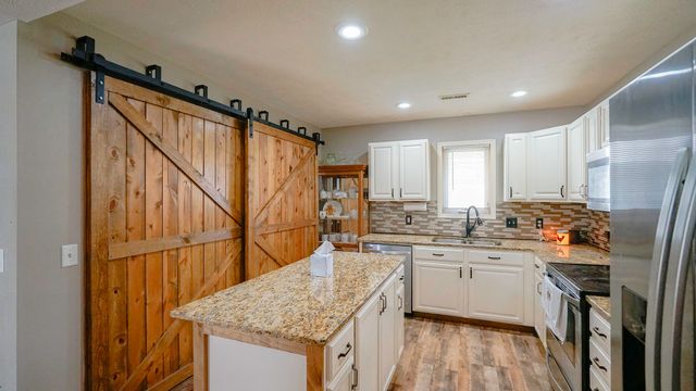 1523 24TH Avenue, Council Bluffs, IA 51501