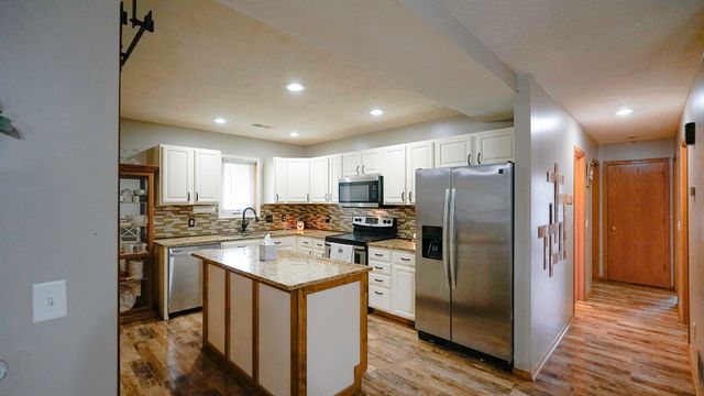 1523 24TH Avenue, Council Bluffs, IA 51501