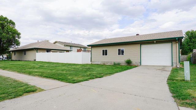 1523 24TH Avenue, Council Bluffs, IA 51501