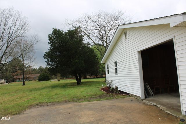 262 Heath Road, Four Oaks, NC 27524