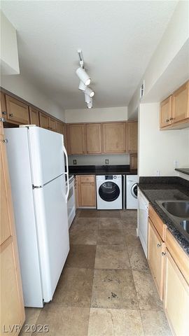 778 Oakmont Avenue 309, Las Vegas, NV 89109