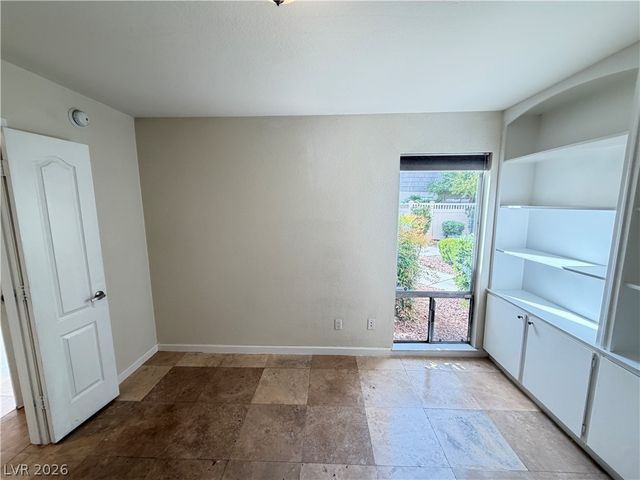 778 Oakmont Avenue 309, Las Vegas, NV 89109