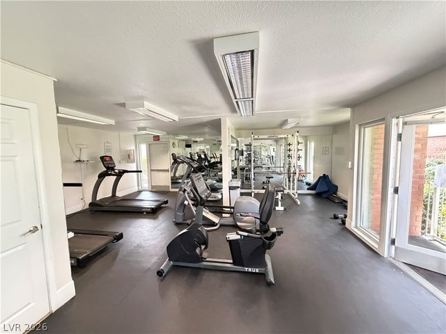 778 Oakmont Avenue 309, Las Vegas, NV 89109