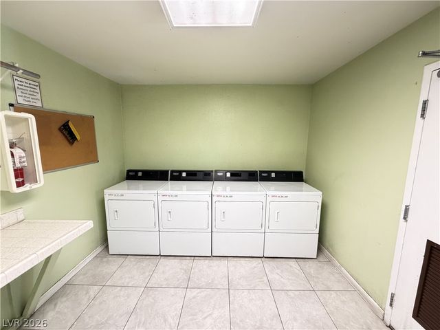 778 Oakmont Avenue 309, Las Vegas, NV 89109