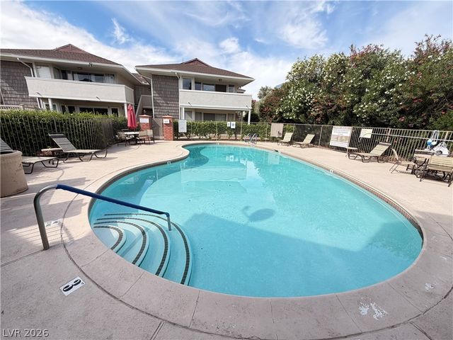 778 Oakmont Avenue 309, Las Vegas, NV 89109