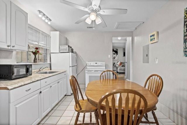 5005 9TH AVENUE S, Gulfport, FL 33707