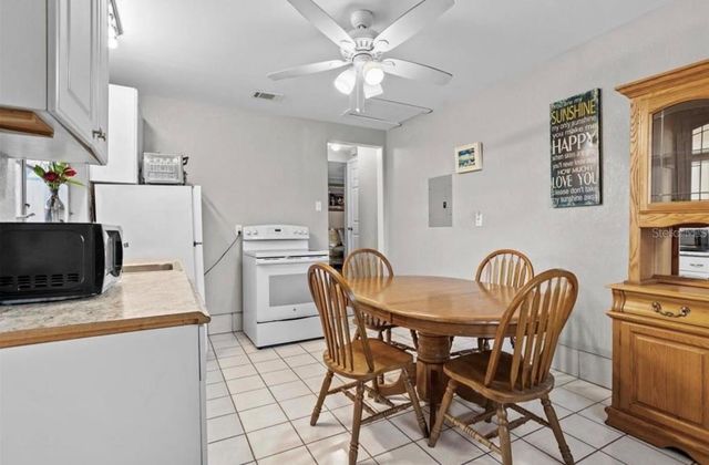 5005 9TH AVENUE S, Gulfport, FL 33707