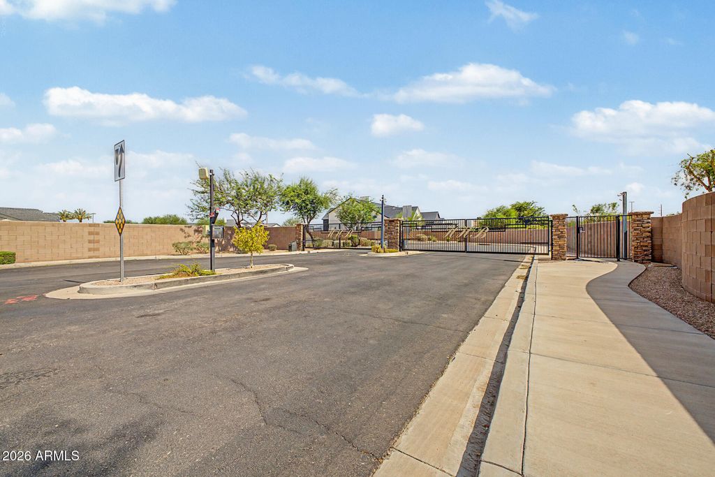 1698 E POWELL Way 5, Gilbert, AZ 85298 — photo 2