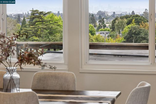 4075 Norton Ave, Oakland, CA 94602