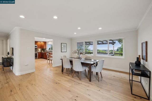 4075 Norton Ave, Oakland, CA 94602