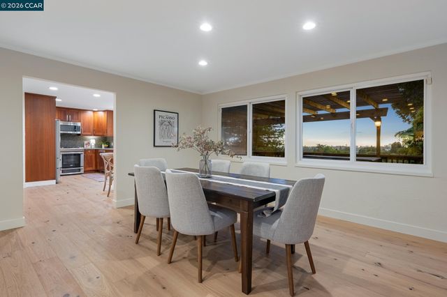 4075 Norton Ave, Oakland, CA 94602