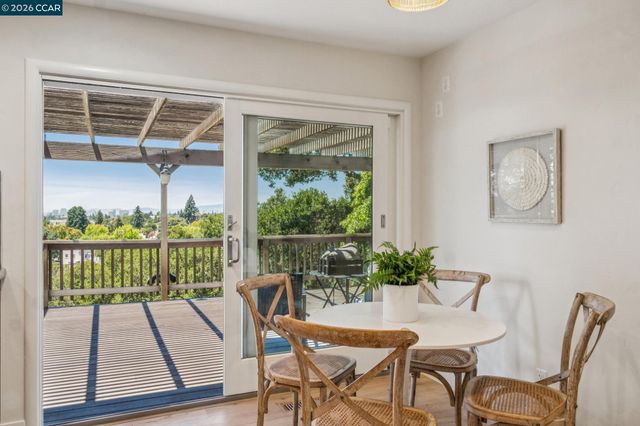 4075 Norton Ave, Oakland, CA 94602