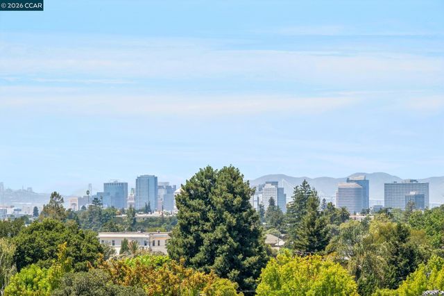 4075 Norton Ave, Oakland, CA 94602