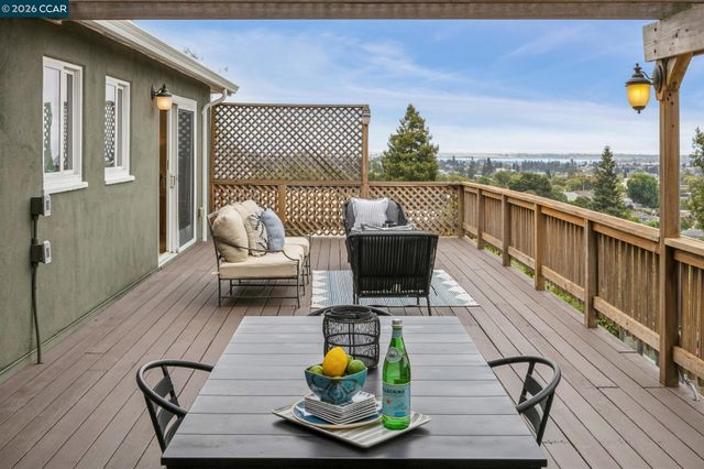 4075 Norton Ave, Oakland, CA 94602