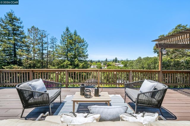 4075 Norton Ave, Oakland, CA 94602