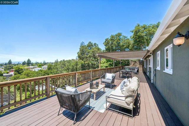 4075 Norton Ave, Oakland, CA 94602