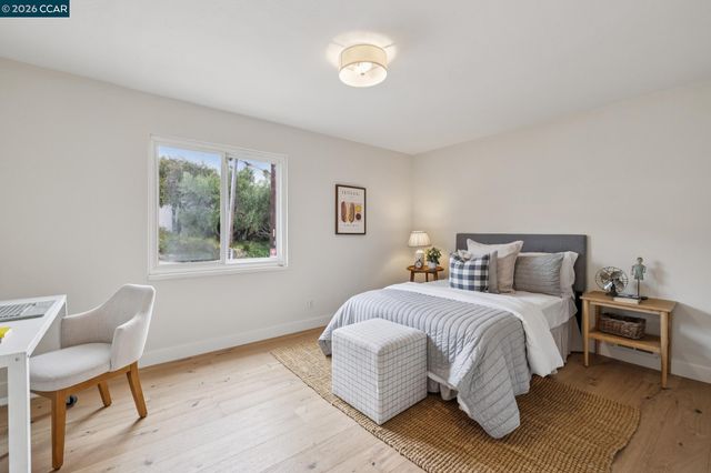 4075 Norton Ave, Oakland, CA 94602