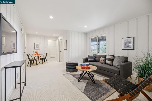 4075 Norton Ave, Oakland, CA 94602