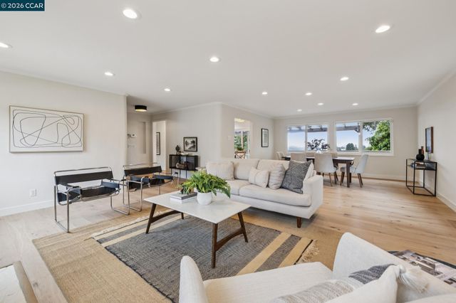 4075 Norton Ave, Oakland, CA 94602