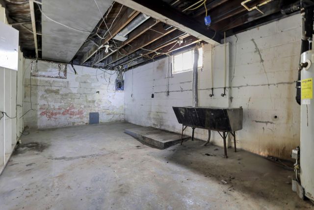 2688 Mcguffey Road, Columbus, OH 43211
