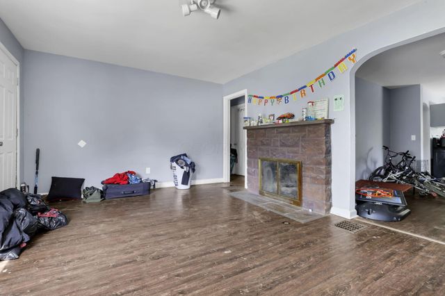 2688 Mcguffey Road, Columbus, OH 43211