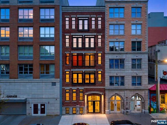 104 York Street 2B, Jersey City, NJ 07302