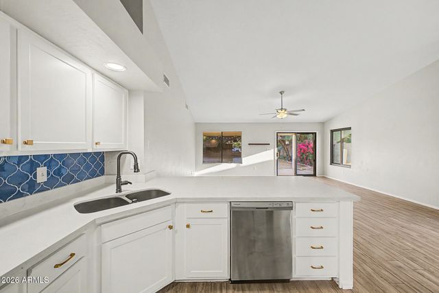 5347 E GREENWAY Street, Mesa, AZ 85205