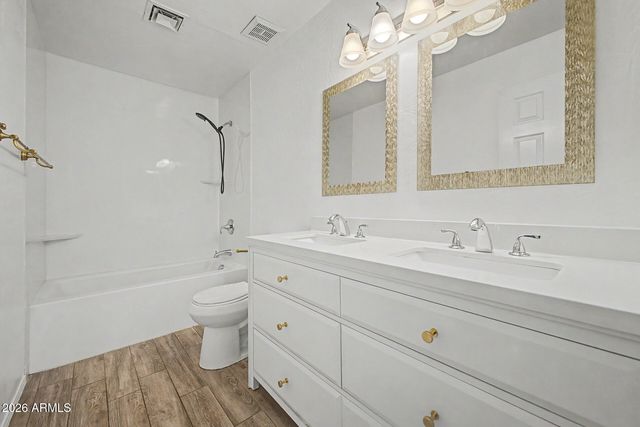 5347 E GREENWAY Street, Mesa, AZ 85205